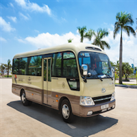 Gezamenlijke bus van Hanoi naar Halong Bay of Cat Ba 